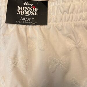 NWT Disney Minnie Mouse Embossed White Mini Skirt Size Large